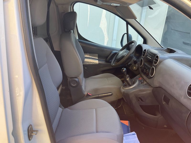 Citroen Berlingo 1.6 HDi Niveau A L1 2011 – снимка 3