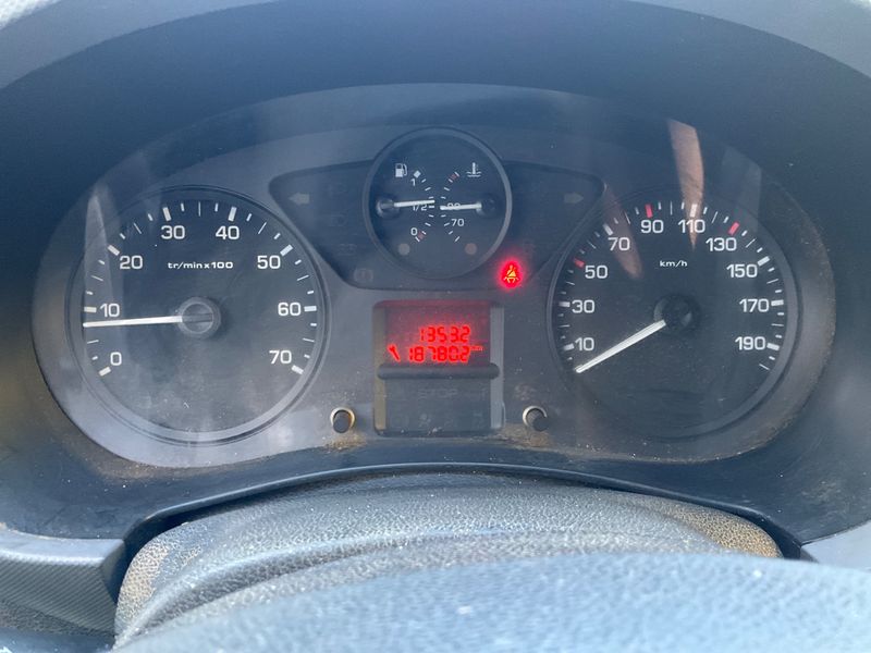 Citroen Berlingo 1.6 HDi Niveau A L1 2011 – снимка 4