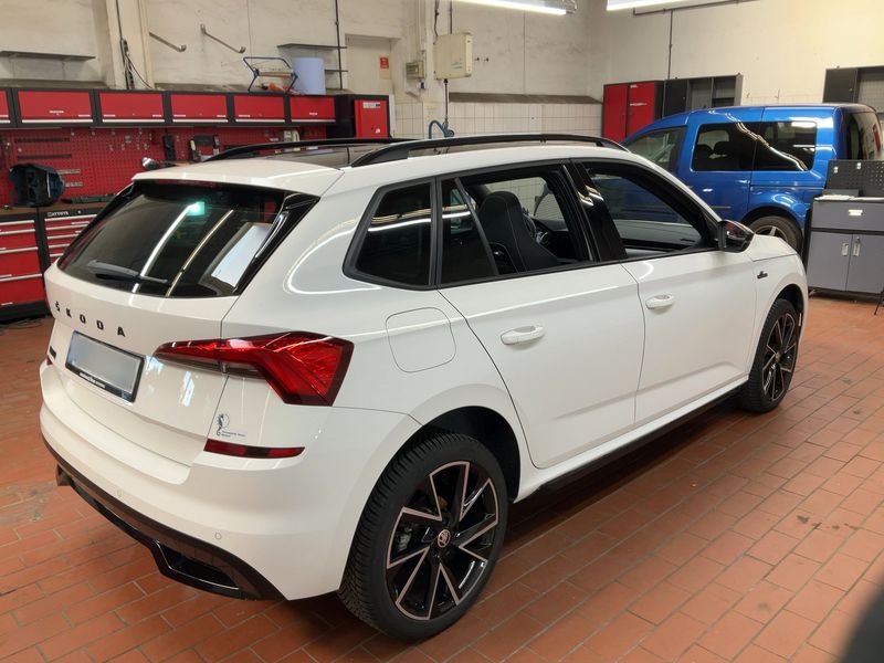 Skoda Kamiq 1.0 TSI Monte Carlo — zdjęcie 6