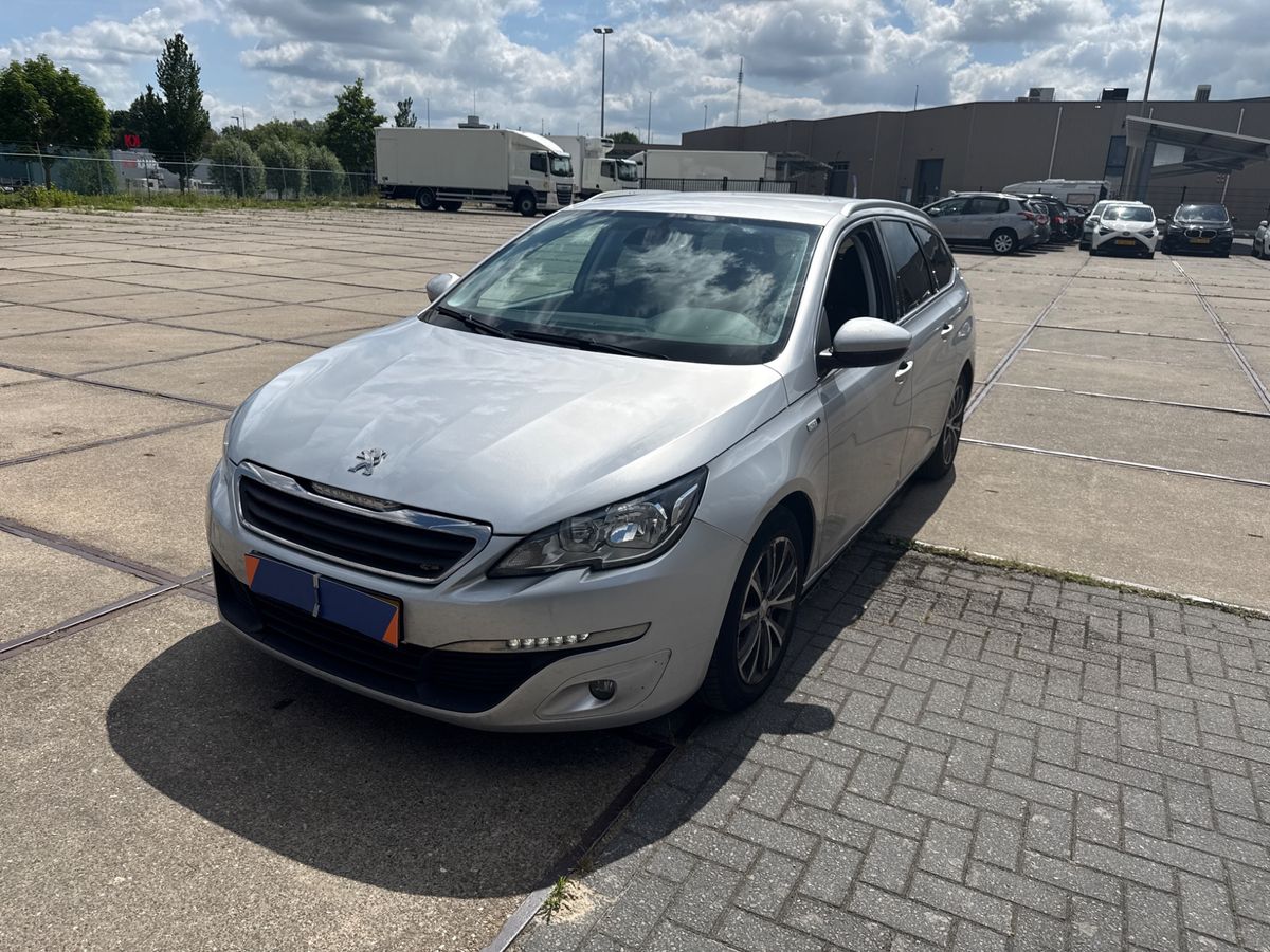 Peugeot 308 2015