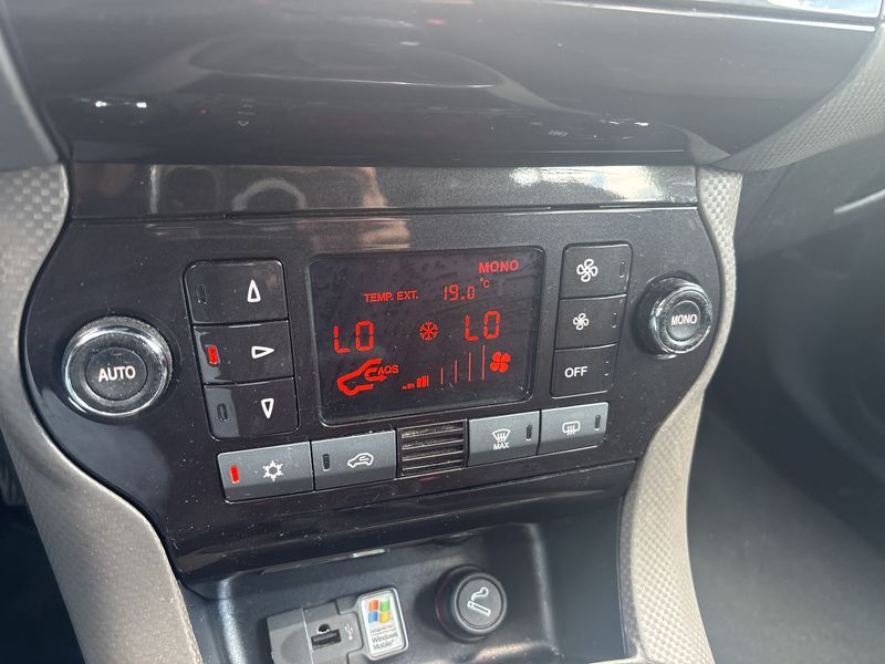 Fiat Bravo 1.4 Turbo T JET Dynamic — zdjęcie 13