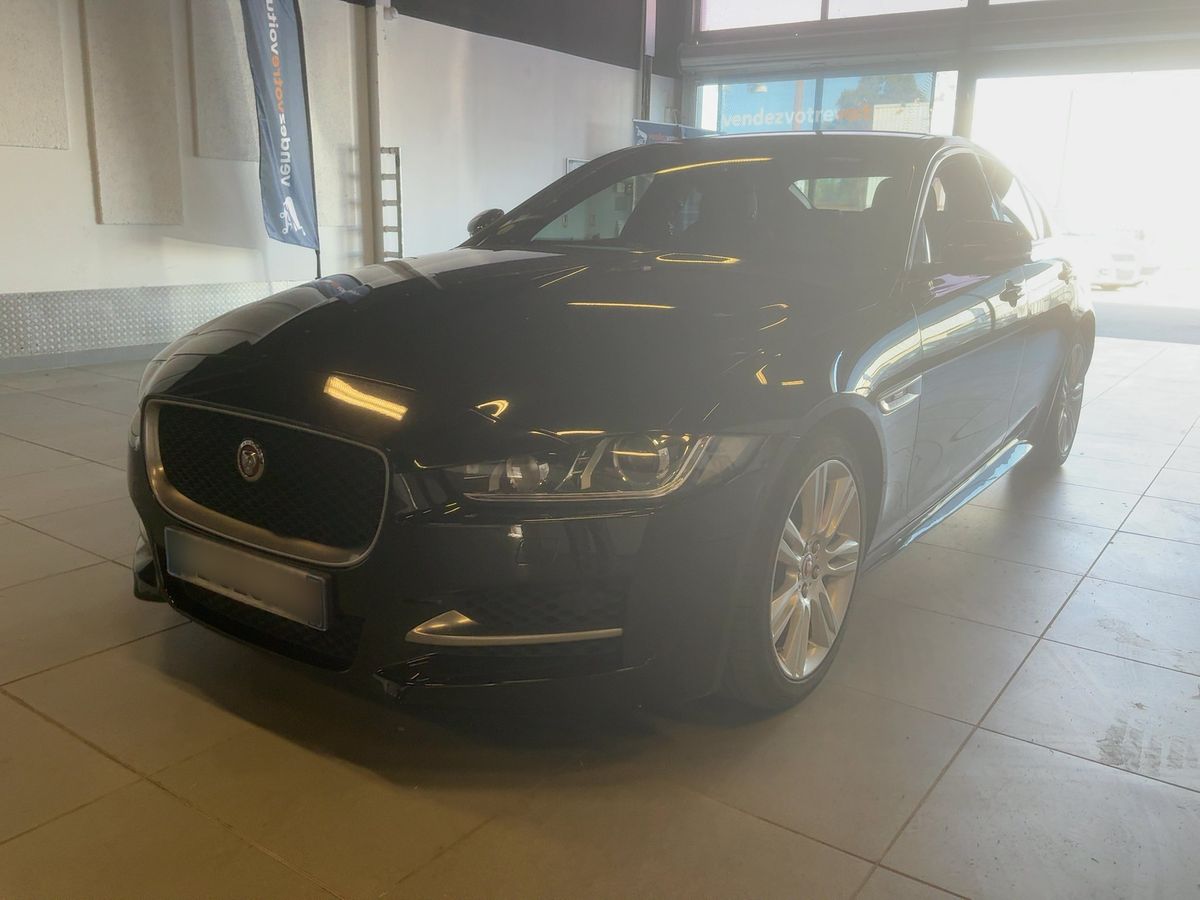 Jaguar XE 2017