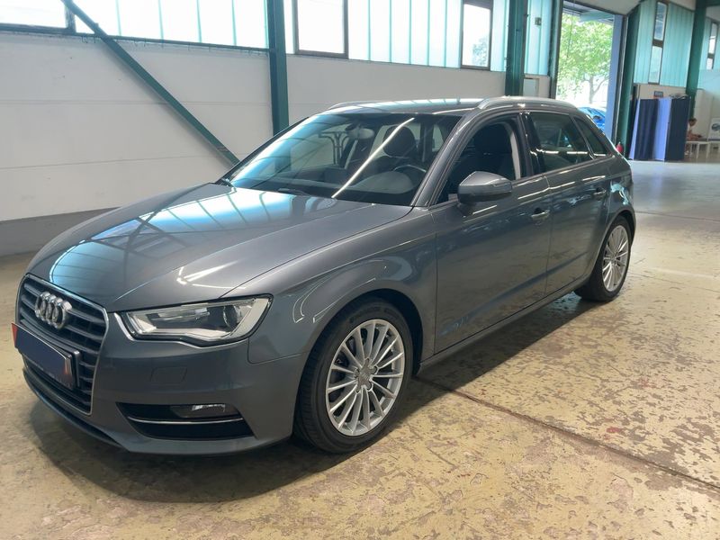 Audi A3 Sportback 2.0 TDI Ambition 2014 – снимка 1
