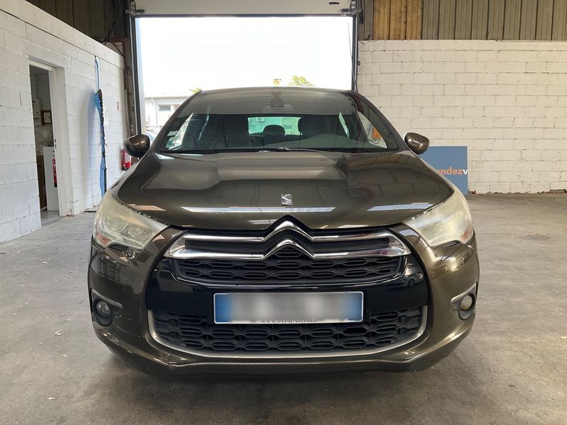 Citroen DS4 1.6 HDi Chic — zdjęcie 9