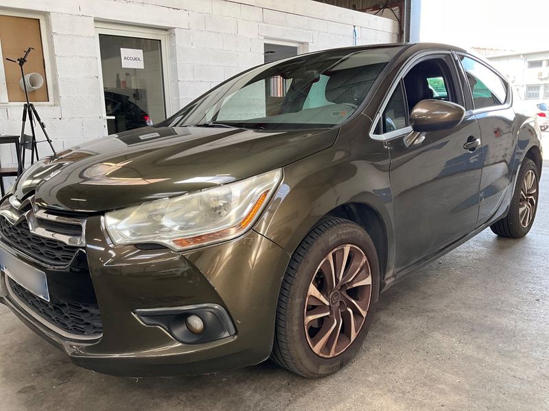 Citroen DS4 1.6 HDi Chic — zdjęcie 2