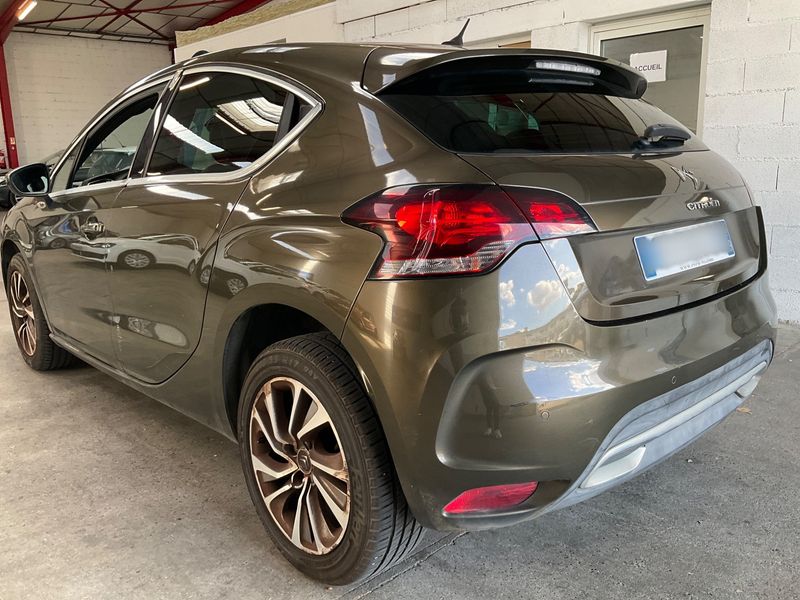 Citroen DS4 1.6 HDi Chic — zdjęcie 3