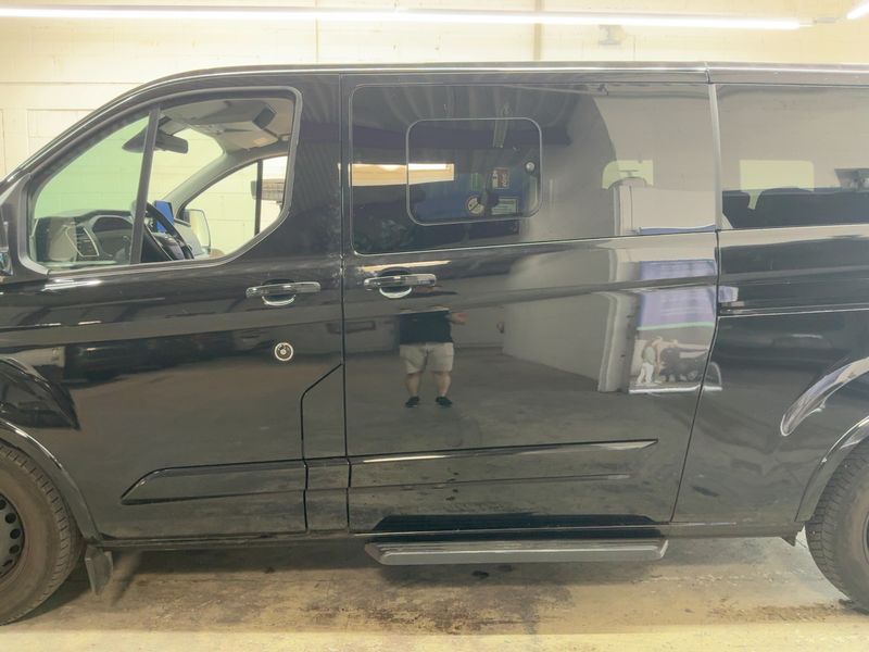 Ford Tourneo Custom 2.0 TDCi Mild-Hybrid L2 Titanium — zdjęcie 4