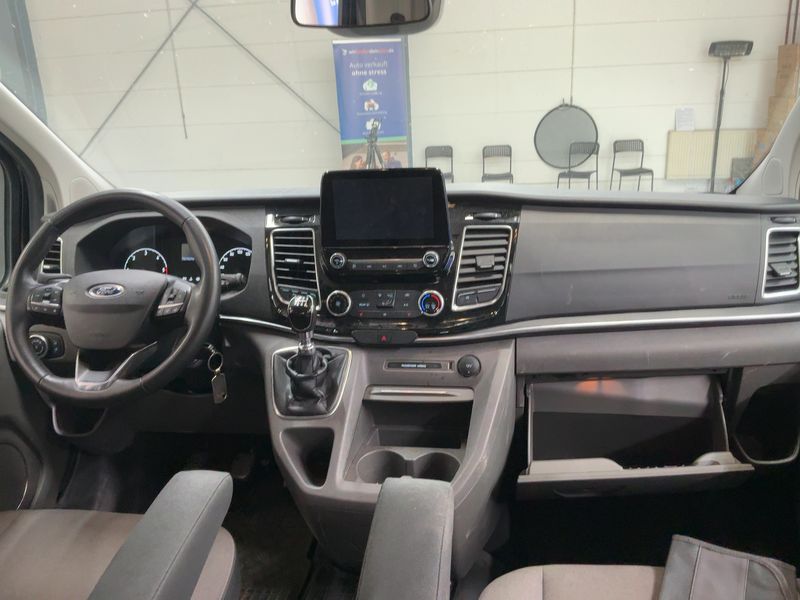 Ford Tourneo Custom 2.0 TDCi Mild-Hybrid L2 Titanium — zdjęcie 12