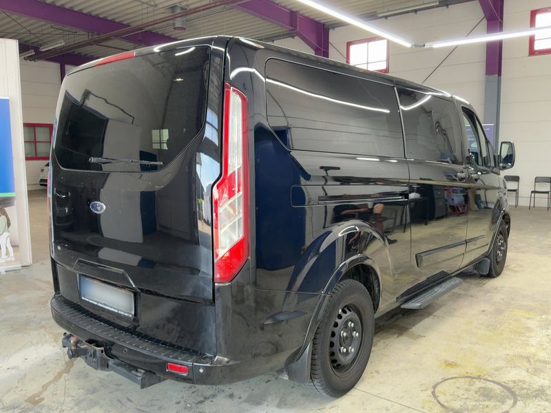 Ford Tourneo Custom 2.0 TDCi Mild-Hybrid L2 Titanium — zdjęcie 6