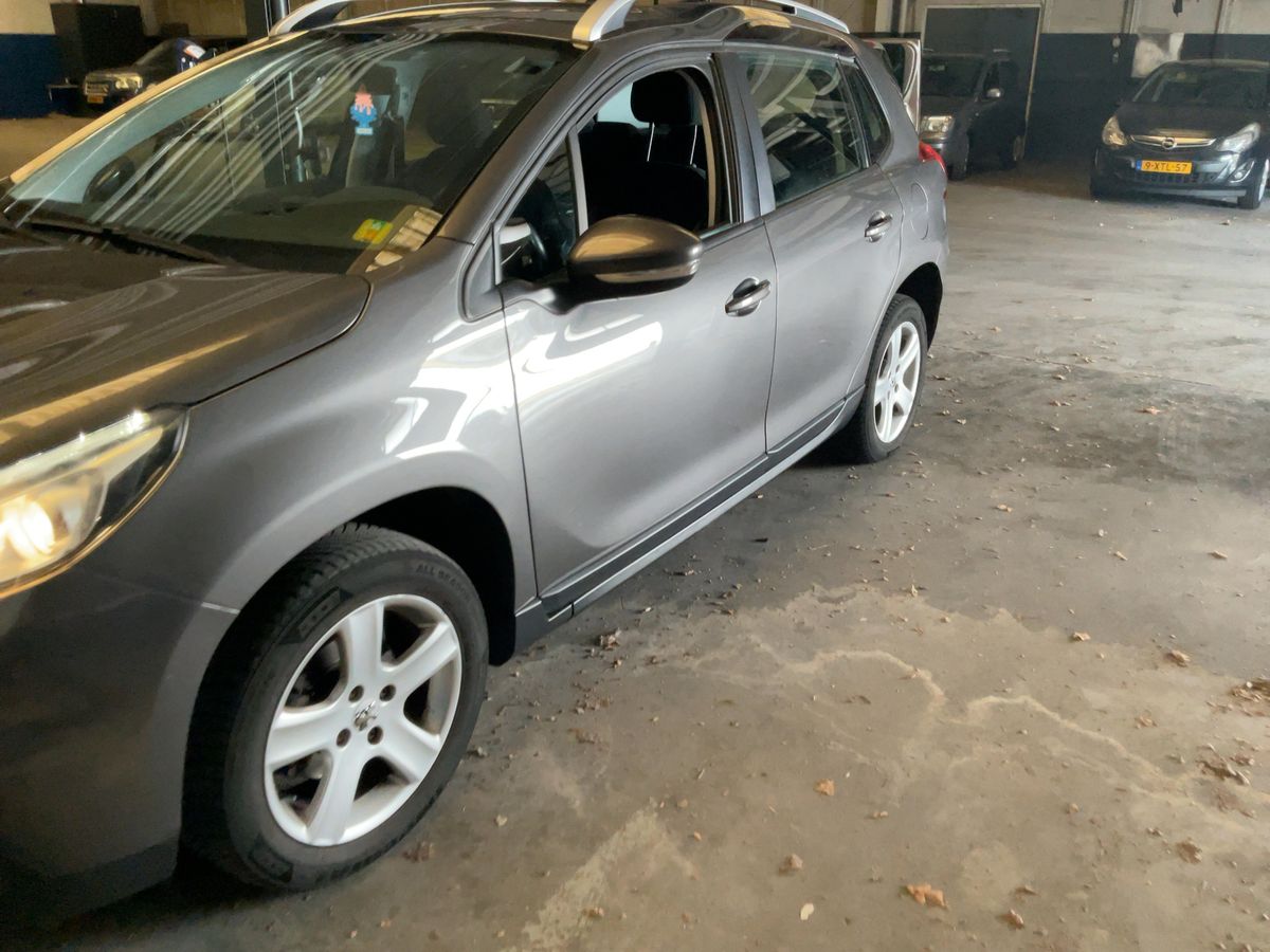 Peugeot 2008 1.2 PureTech Active Business