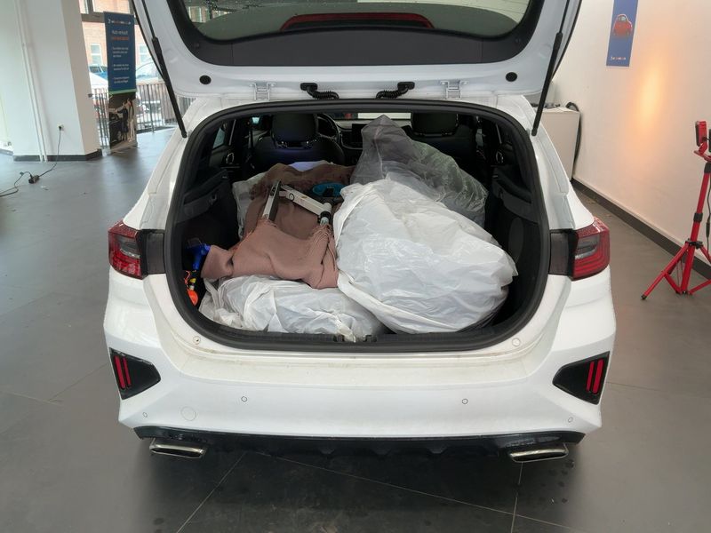 Kia cee'd 1.6 TGDI GT — zdjęcie 10