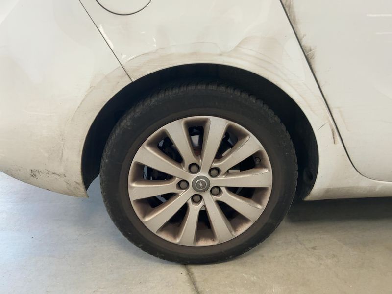 Opel Zafira Tourer 1.6 CDTI Elite Start/Stop 2017 – снимка 9