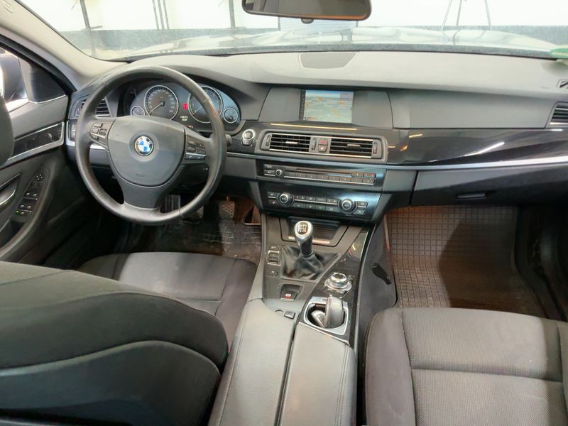 BMW 5er 520i — zdjęcie 12