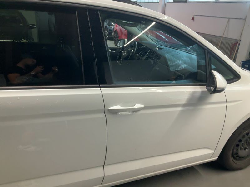 Volkswagen Touran 2.0 TDI Comfortline BlueMotion Tech 2019 – снимка 10