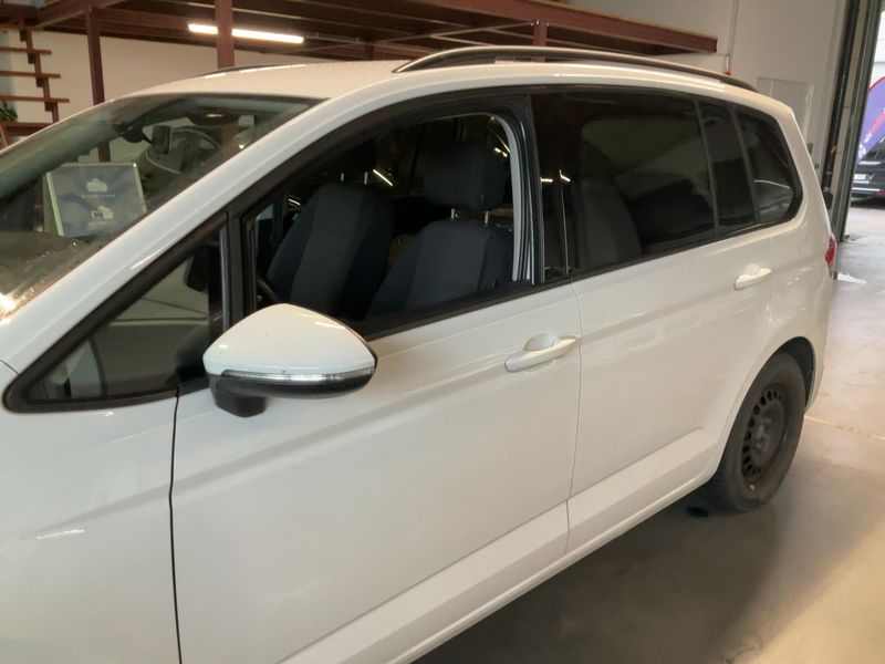 Volkswagen Touran 2.0 TDI Comfortline BlueMotion Tech 2019 – снимка 4