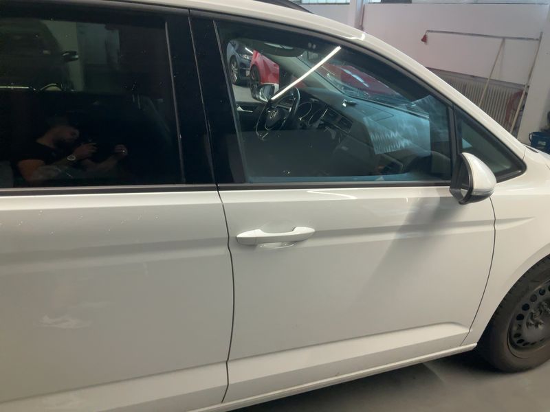 Volkswagen Touran 2.0 TDI Comfortline BlueMotion Tech 2019 – снимка 11