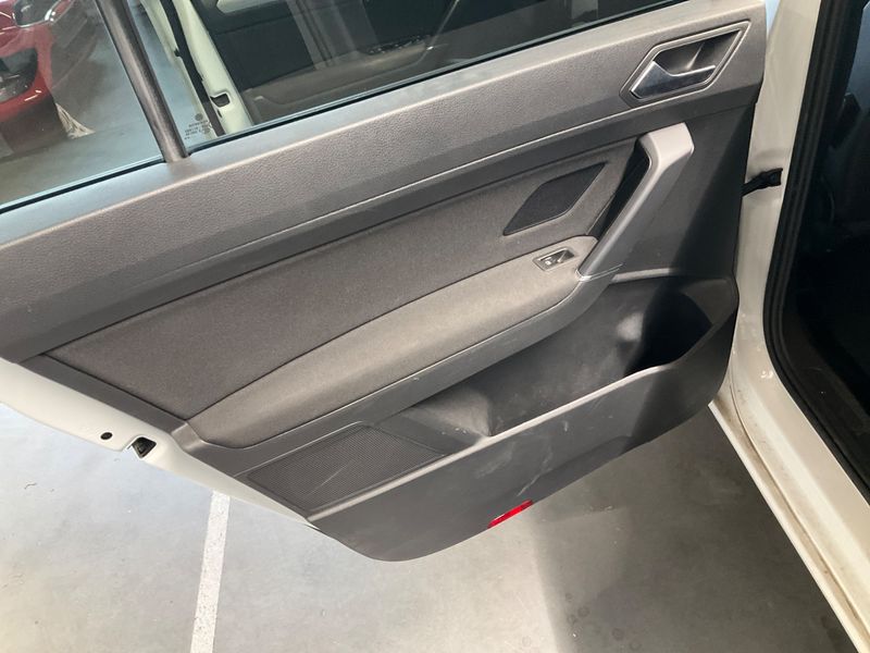 Volkswagen Touran 2.0 TDI Comfortline BlueMotion Tech 2019 – снимка 28