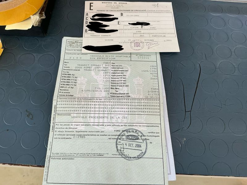 Ford Tourneo Connect 1.8 TDDI Kombi Larga — zdjęcie 5