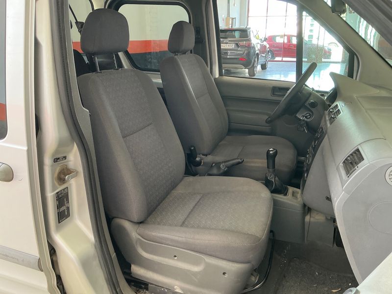 Ford Tourneo Connect 1.8 TDDI Kombi Larga — zdjęcie 3