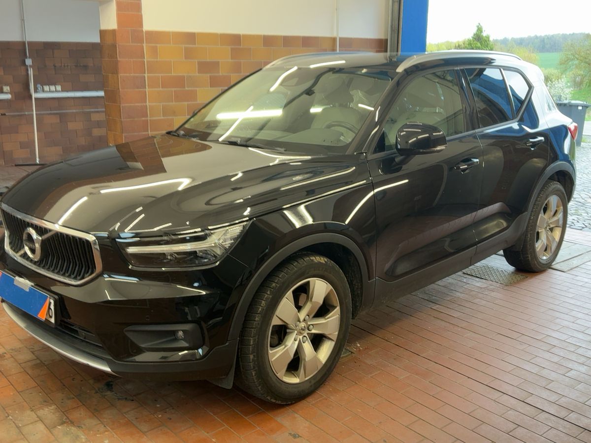 Volvo XC40 2019 — photo 1