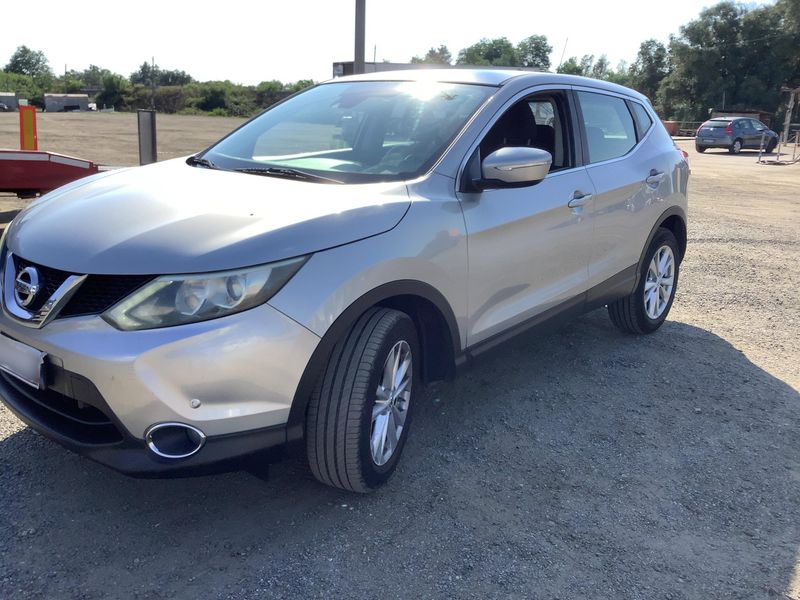Nissan Qashqai 1.5 Turbodiesel Acenta 2015 – снимка 2