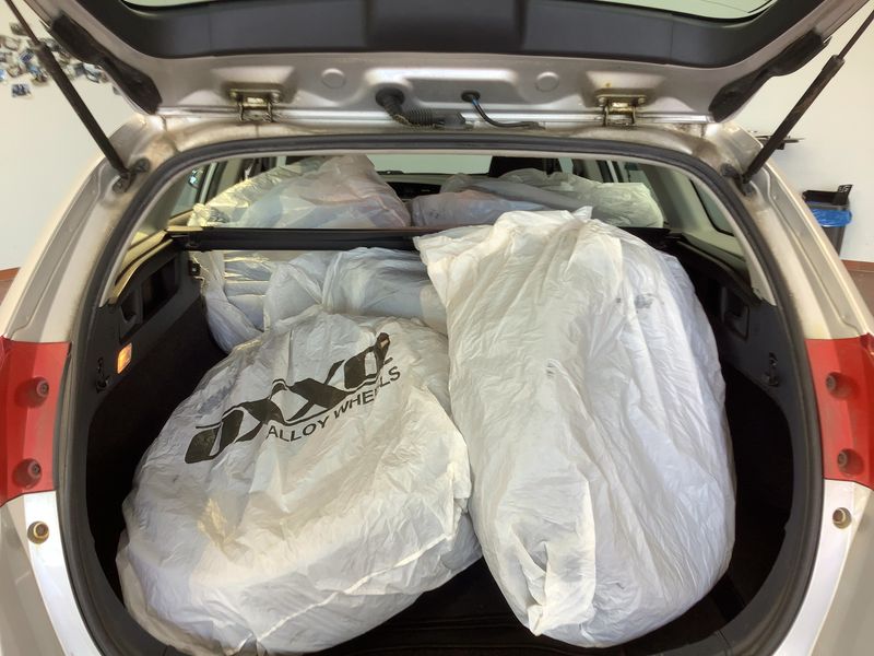 Toyota Auris Touring Sports 1.6 Life+ — zdjęcie 10