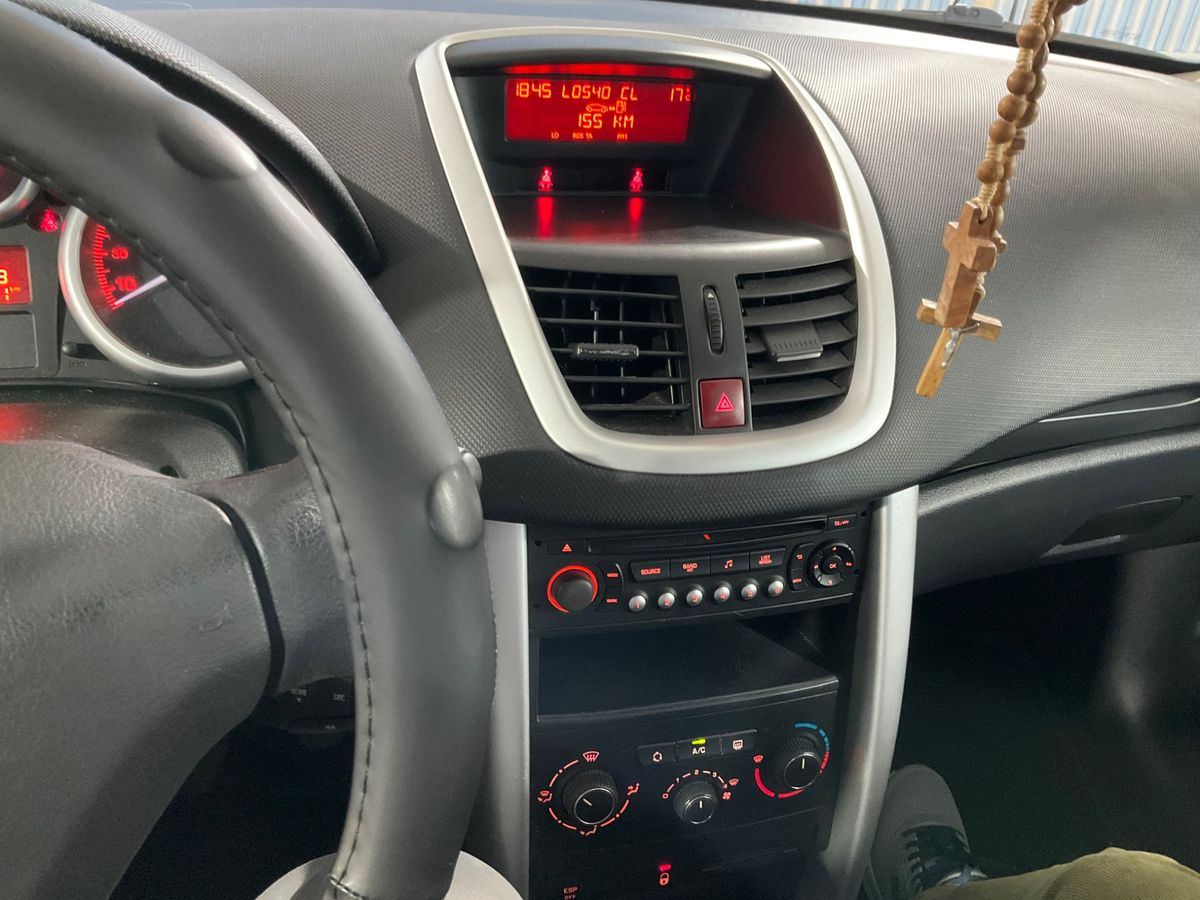 Peugeot 207 2014 — photo 57