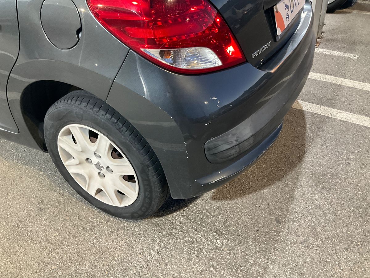 Peugeot 207 2014 — photo 46
