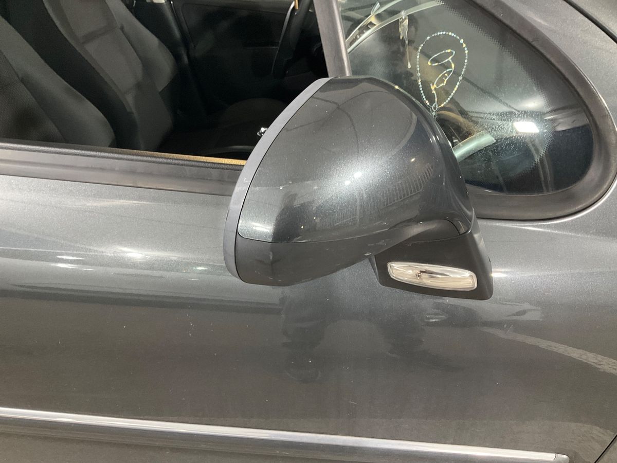 Peugeot 207 2014 — photo 29