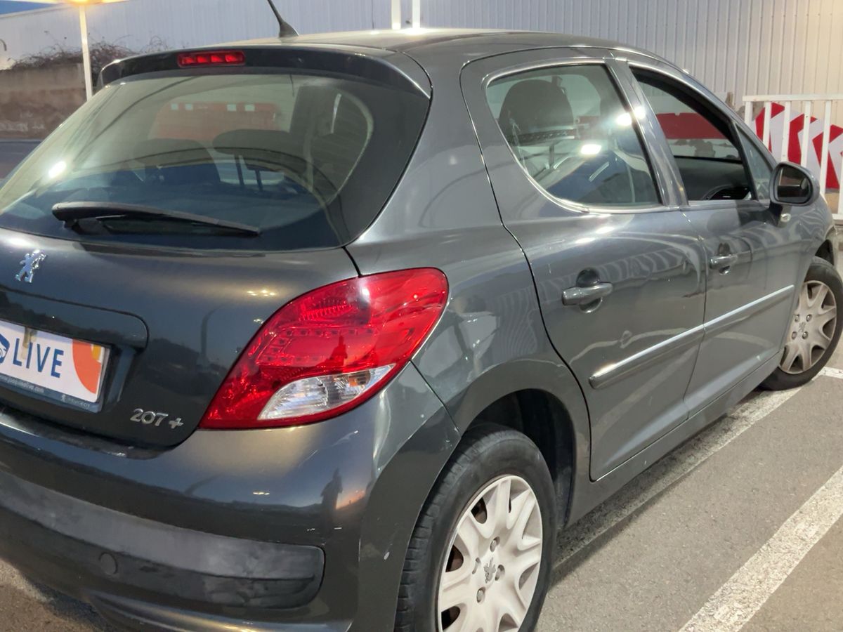 Peugeot 207 2014 — photo 9