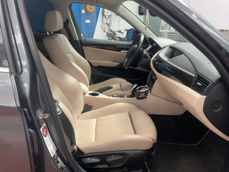 BMW X1 sDrive 18d xLine 2013 – снимка 16