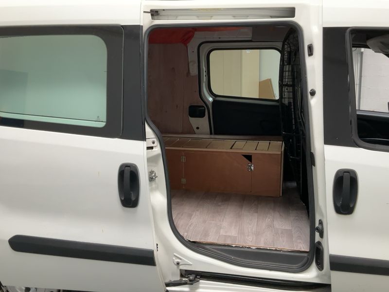 Fiat Doblo 1.3 JTD Basis Maxi Kasten — zdjęcie 14