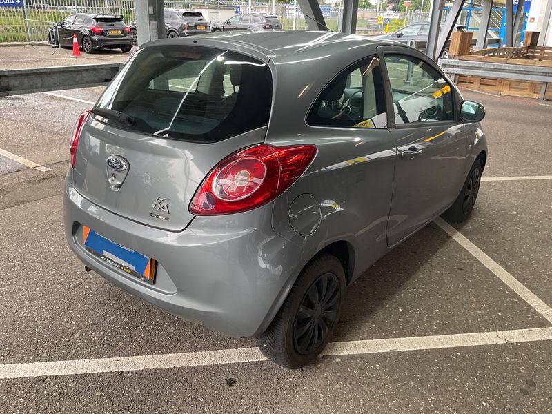 Ford Ka 1.2 Titanium — zdjęcie 2