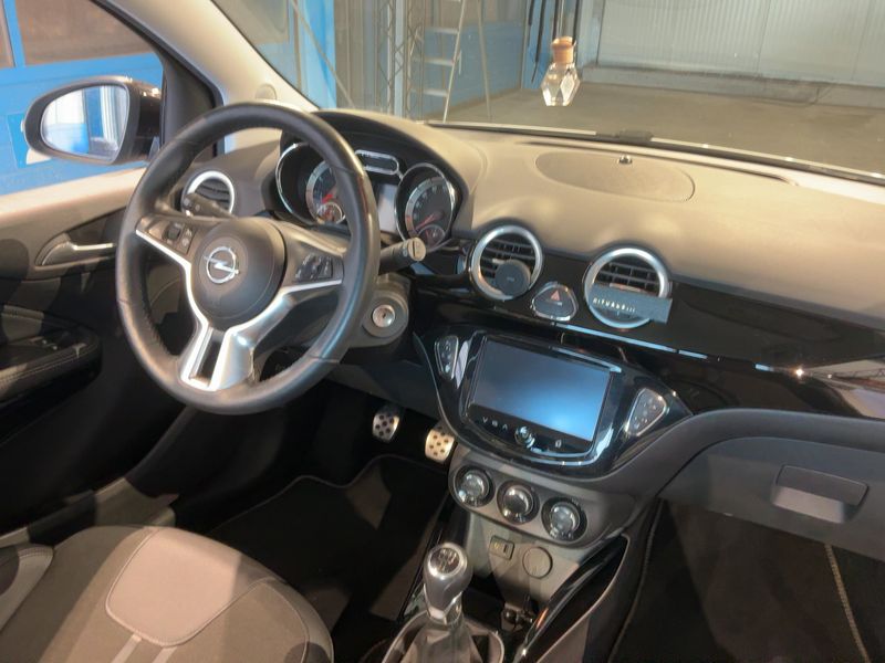 Opel Adam 1.4 Slam 2013 – снимка 18
