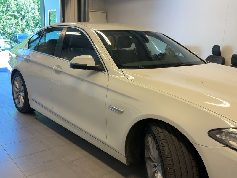 BMW 5er 520d 2016 – снимка 12