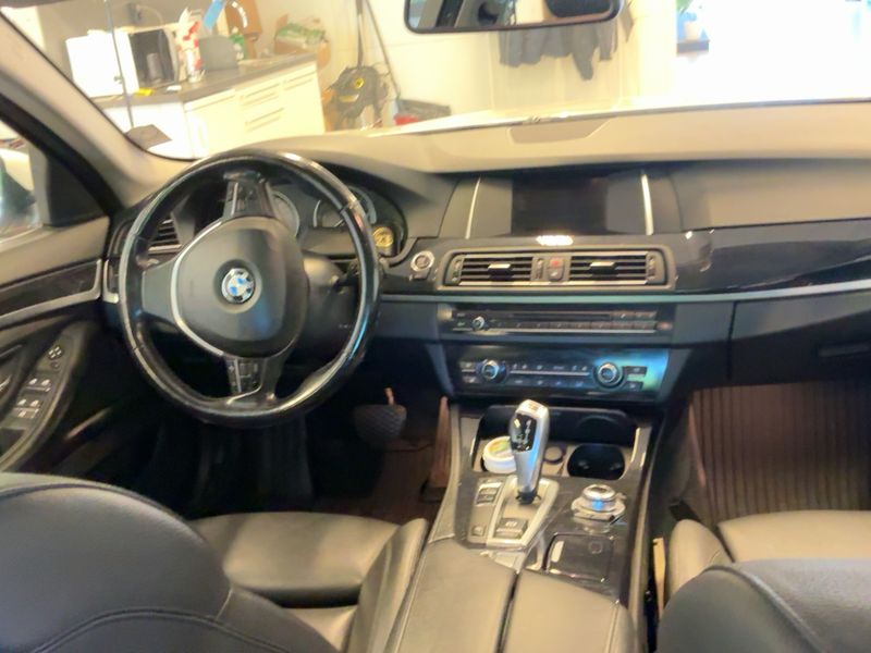 BMW 5er 520d 2016 – снимка 18