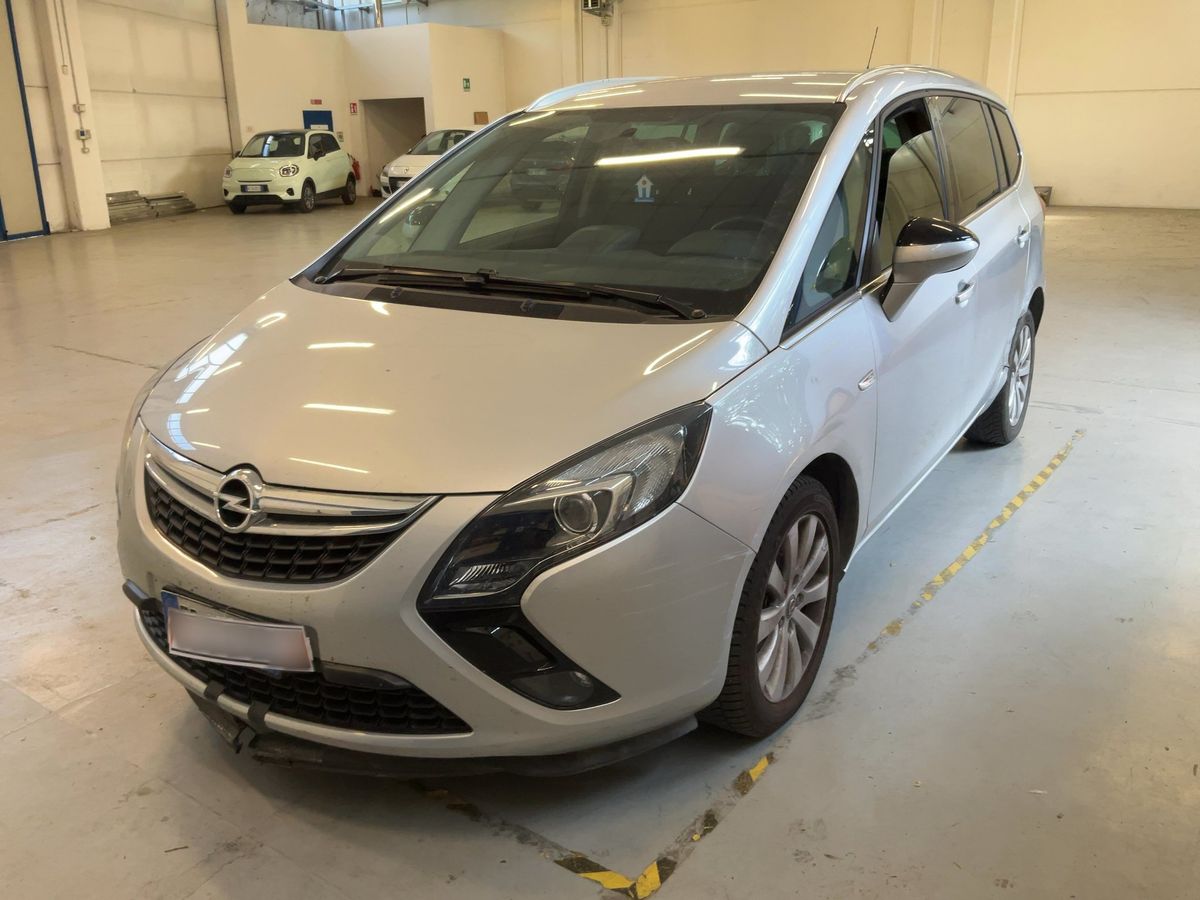 Opel Zafira 2016