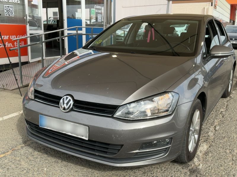 Volkswagen Golf VII 1.6 TDI Business BlueMotion Tech