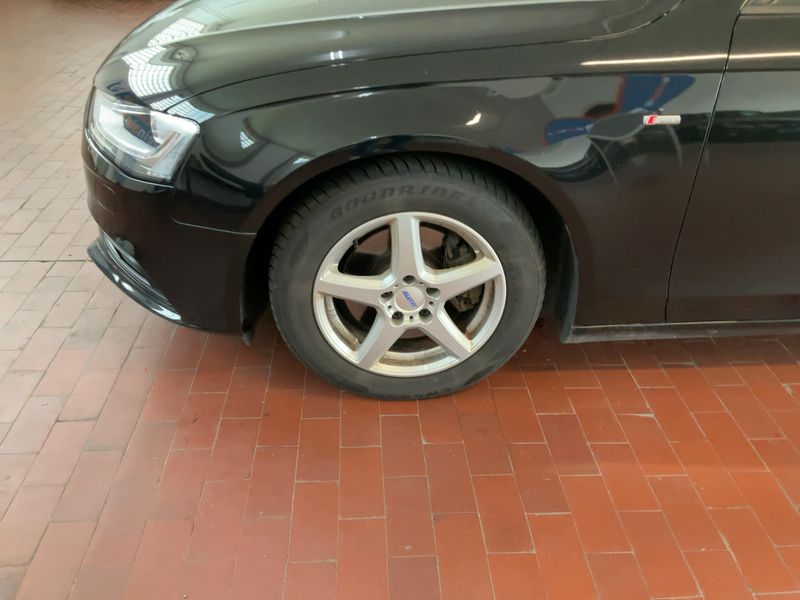 Audi A4 2.0 TDI quattro S line Sportpaket plus 2015 – снимка 3