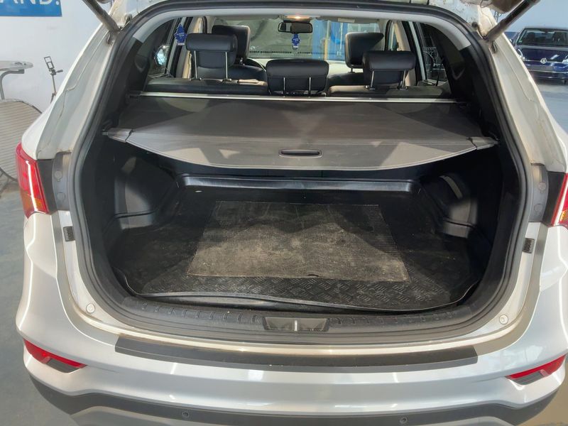 Hyundai Santa Fe 2.2 CRDi Platin 4WD 2017 – снимка 15