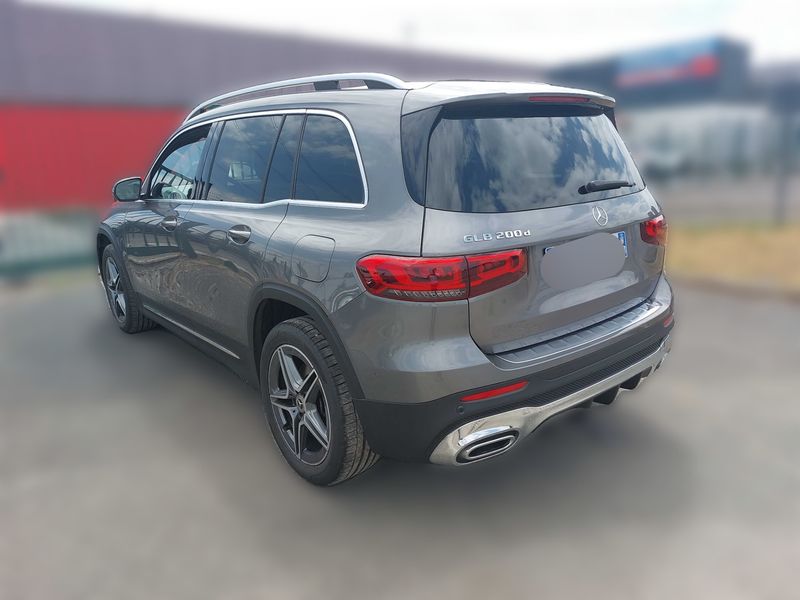 Mercedes-Benz GLB-Klasse GLB 200 d AMG Line — zdjęcie 3