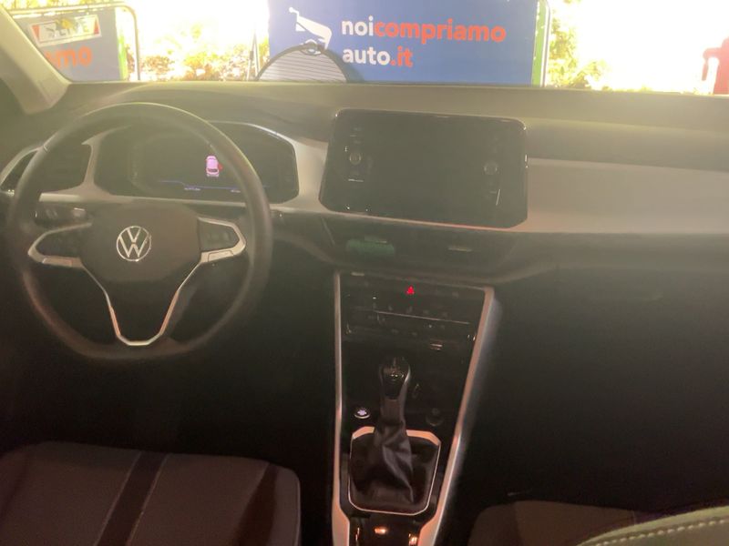 Volkswagen T-Roc 1.5 TSI ACT Sport — zdjęcie 12
