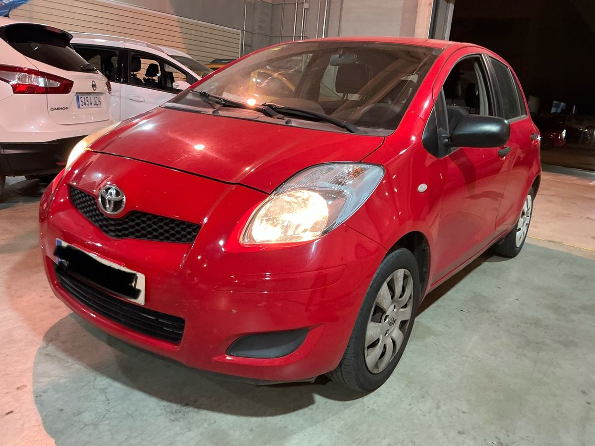 Toyota Yaris 1.0 VVT-i Cool