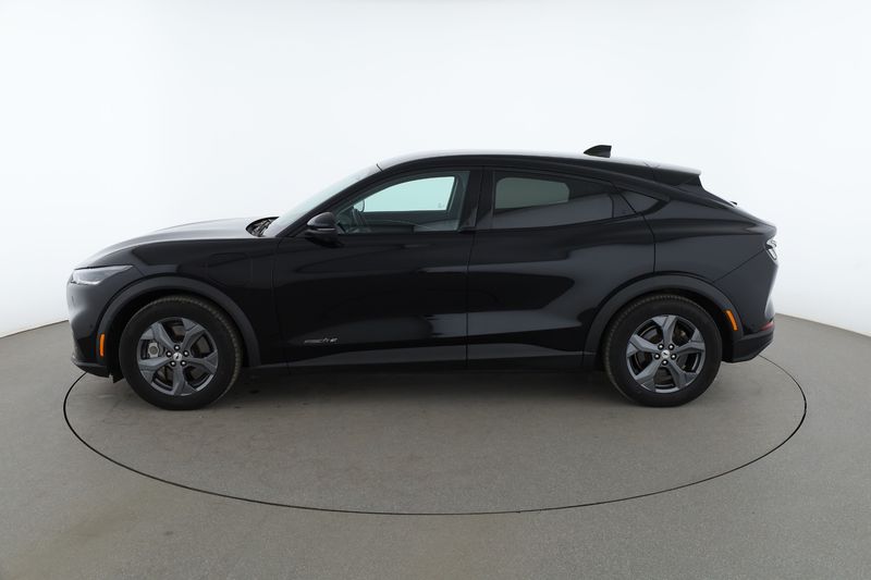 Ford Mustang Mach-E electric drive 198 kW — zdjęcie 4