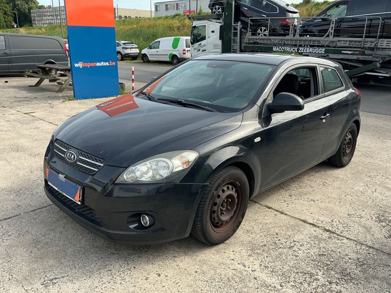 Kia pro_cee'd 1.6 EX