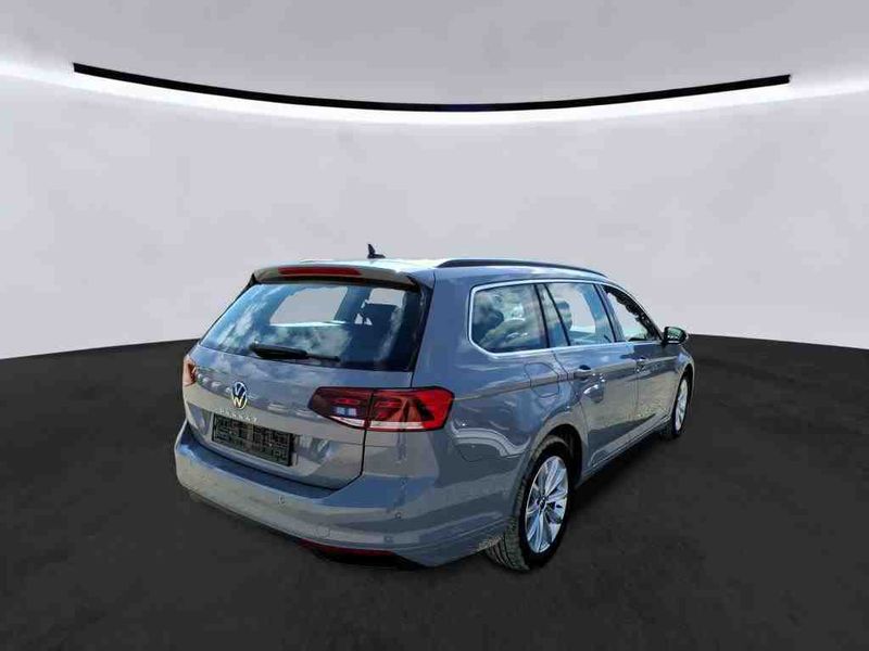 Volkswagen Passat 2.0 TDI Business — zdjęcie 13