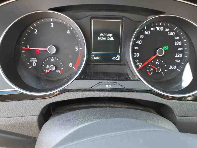 Volkswagen Passat 2.0 TDI Business — zdjęcie 14