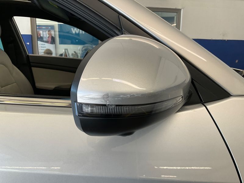 Hyundai Tucson 2.0 CRDi Mild-Hybrid Premium 4WD 2019 – снимка 25
