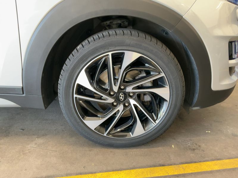 Hyundai Tucson 2.0 CRDi Mild-Hybrid Premium 4WD 2019 – снимка 11