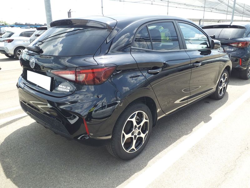 MG 3 1.5 Hybrid+ Luxury — zdjęcie 5